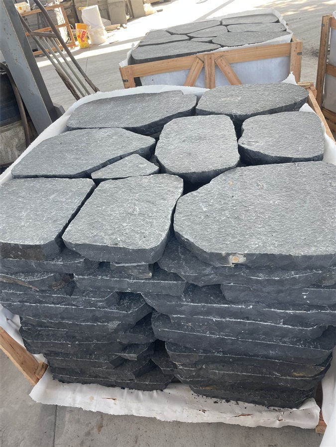 FLAMED FLAGSTONE ZHANGPU BLACK BASALT FLAMED FLAGSTONE ZHANGPU BLACK BASALT