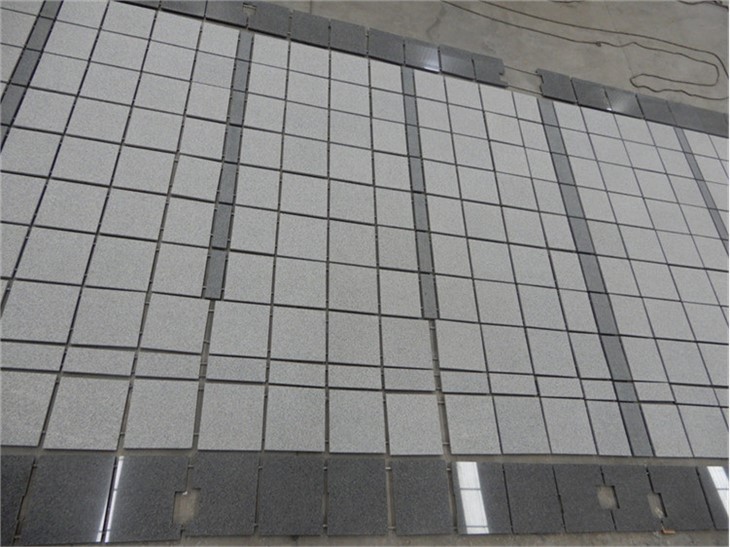 Anti glise eksteryè mozayik etaj